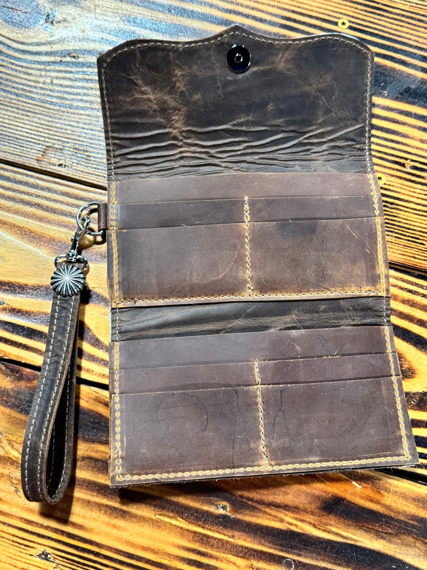 Trifold 25-08