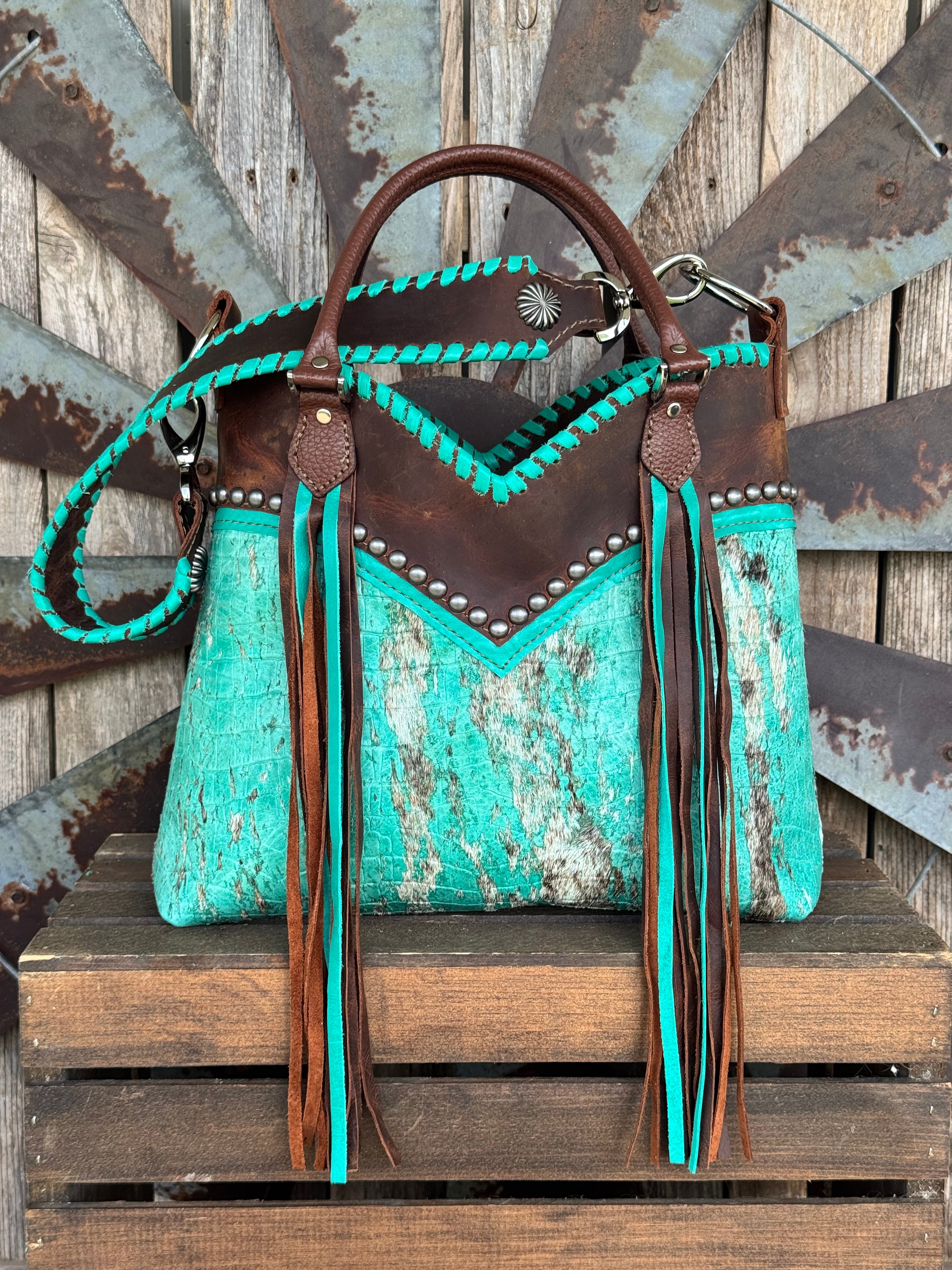 Medium Boot Top #9090