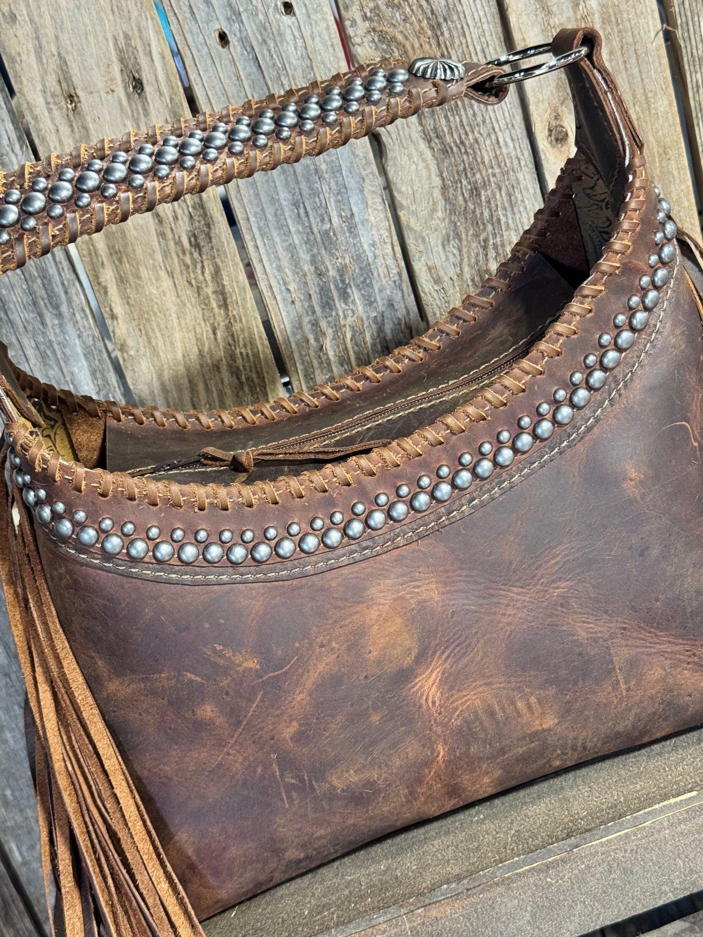 Medium Rebel #8427