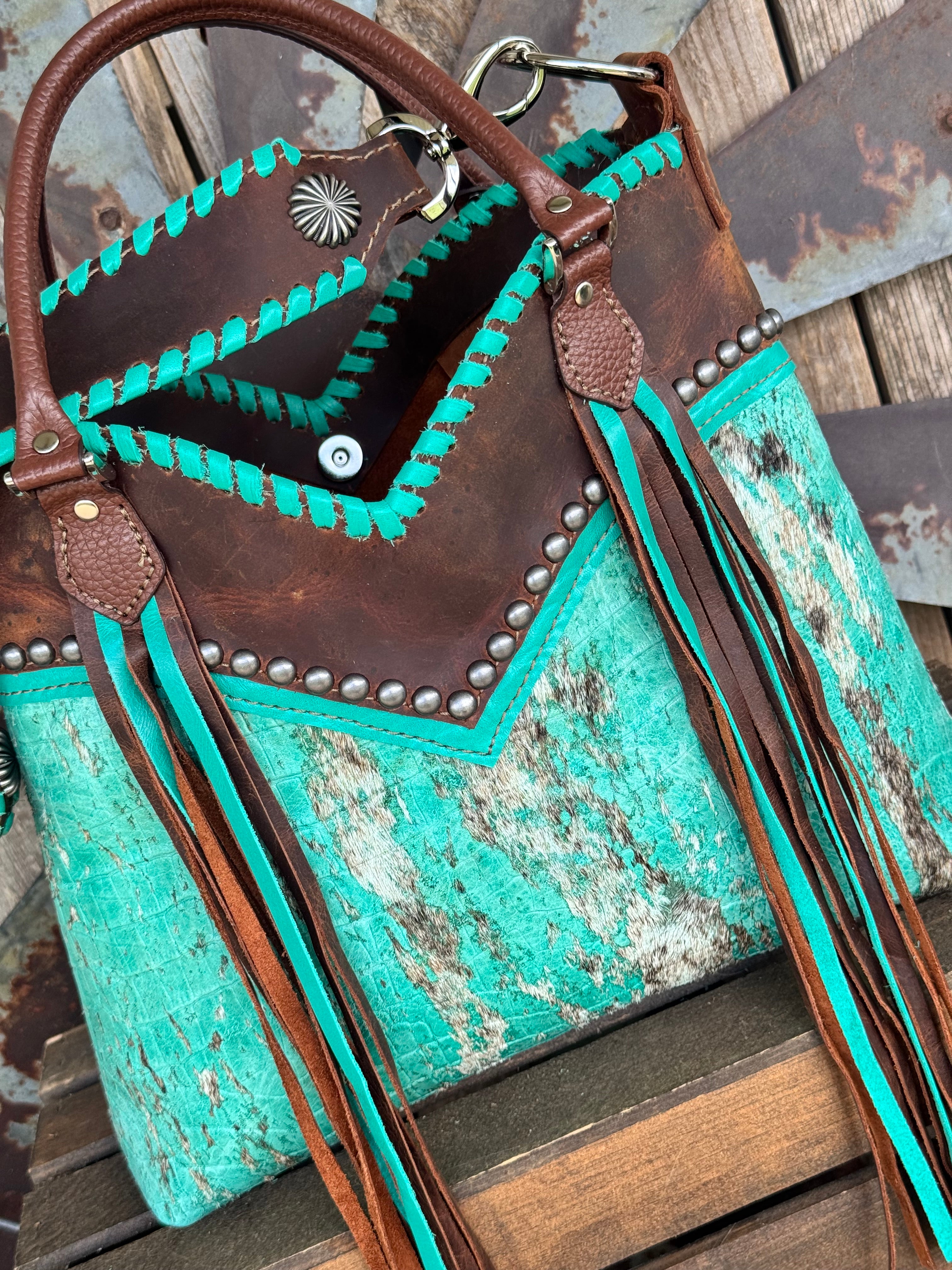 Medium Boot Top #9090
