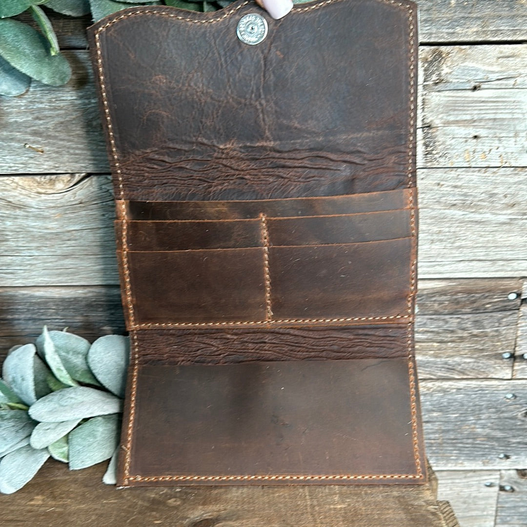 Trifold 24-25