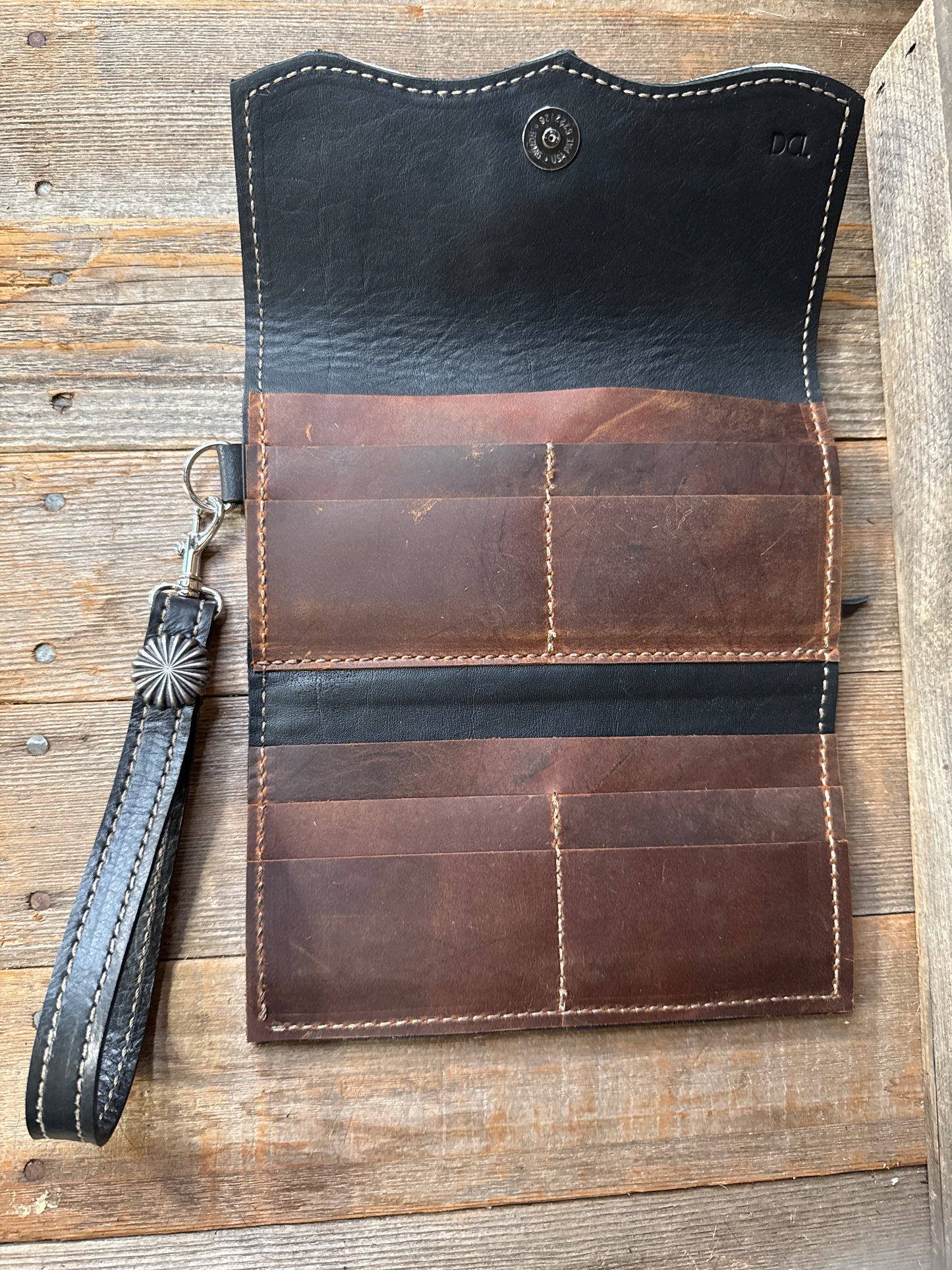 Trifold 24-108