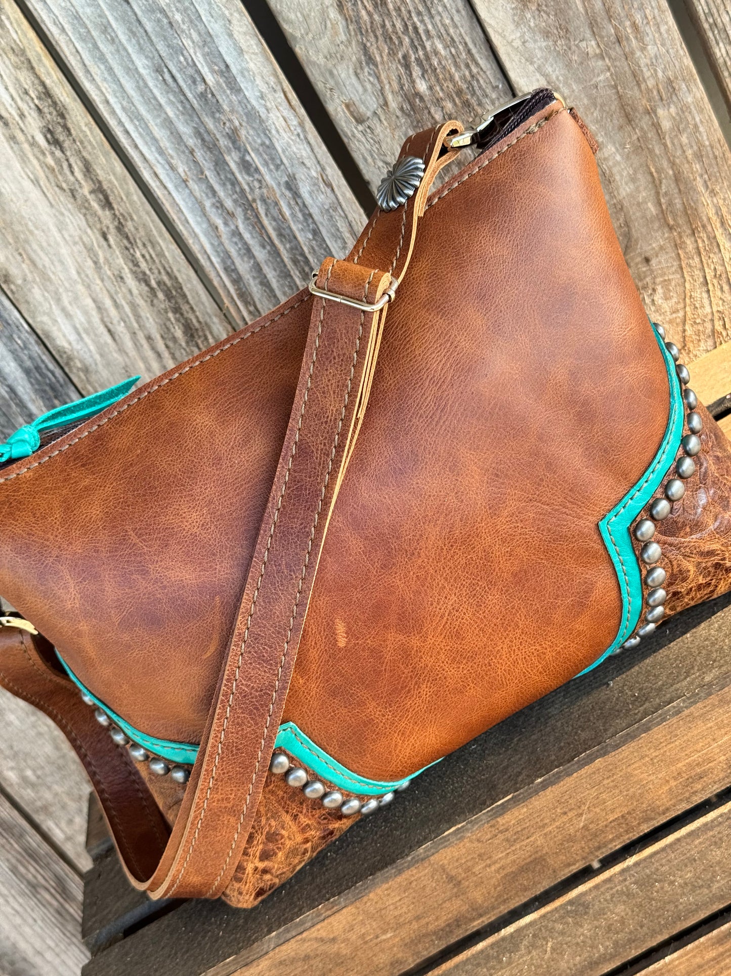Medium Dutton Dally #9560