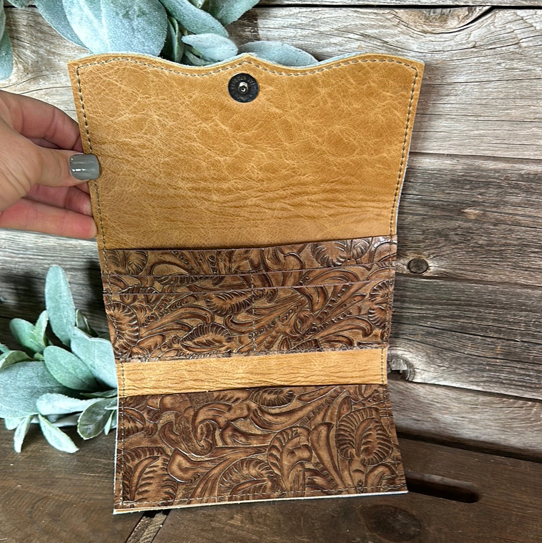Trifold 24-61