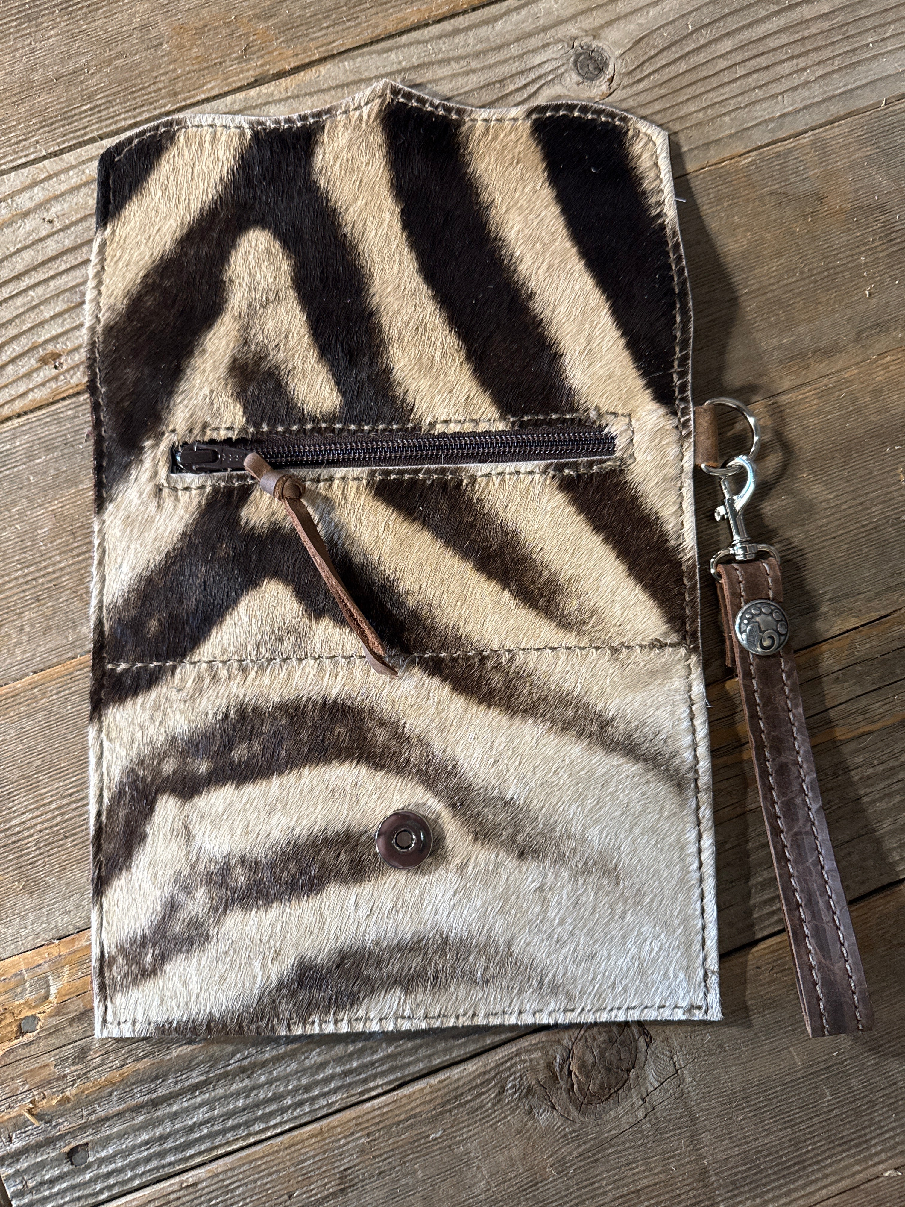 Zebra Trifold 1