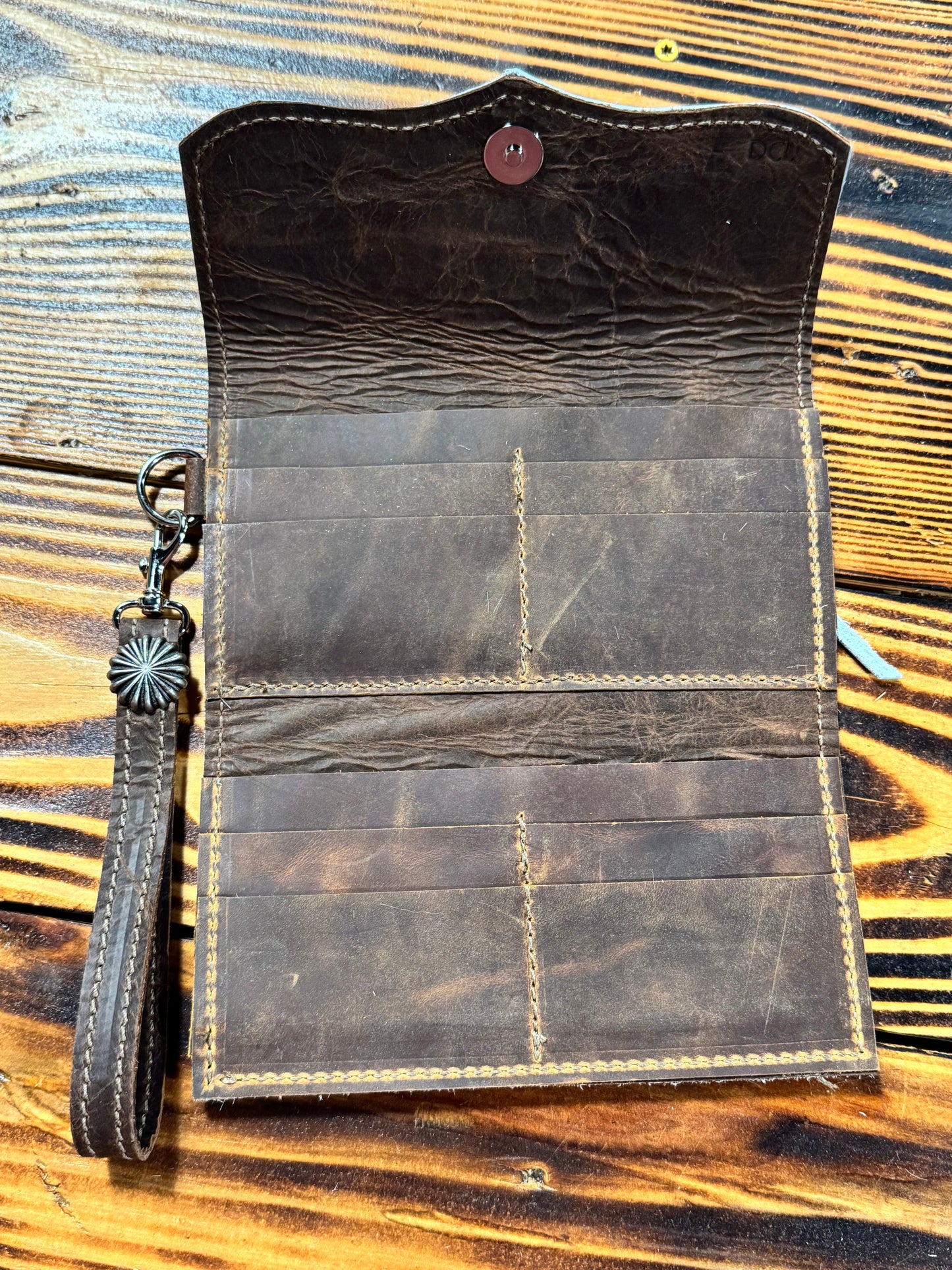 Trifold 25-05