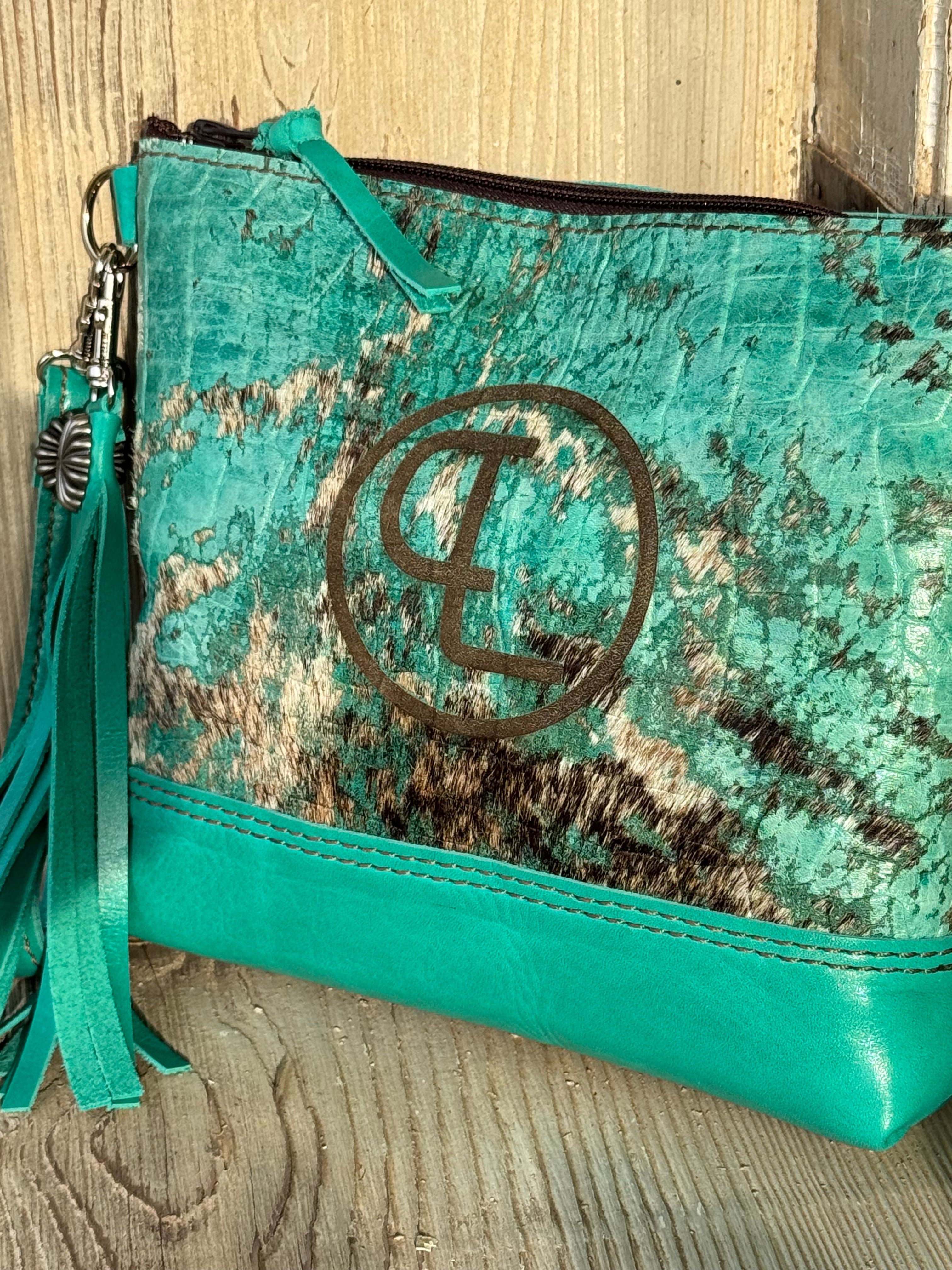 DCL Large Makeup Bag #9082