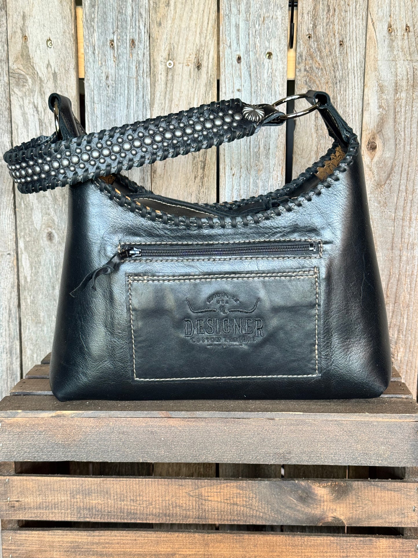Medium Rebel #9342