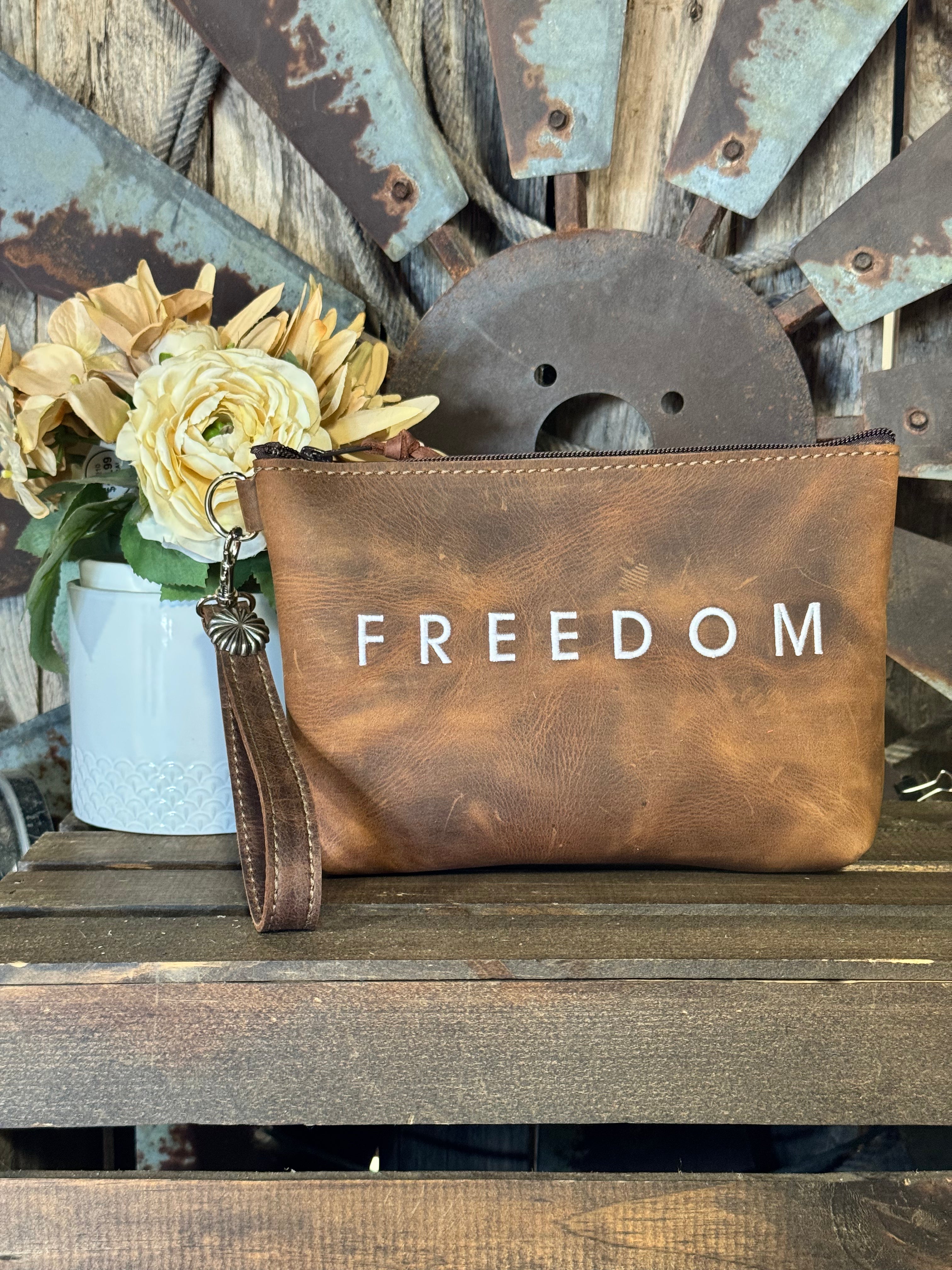 FREEDOM Makeup Bag- Saddle