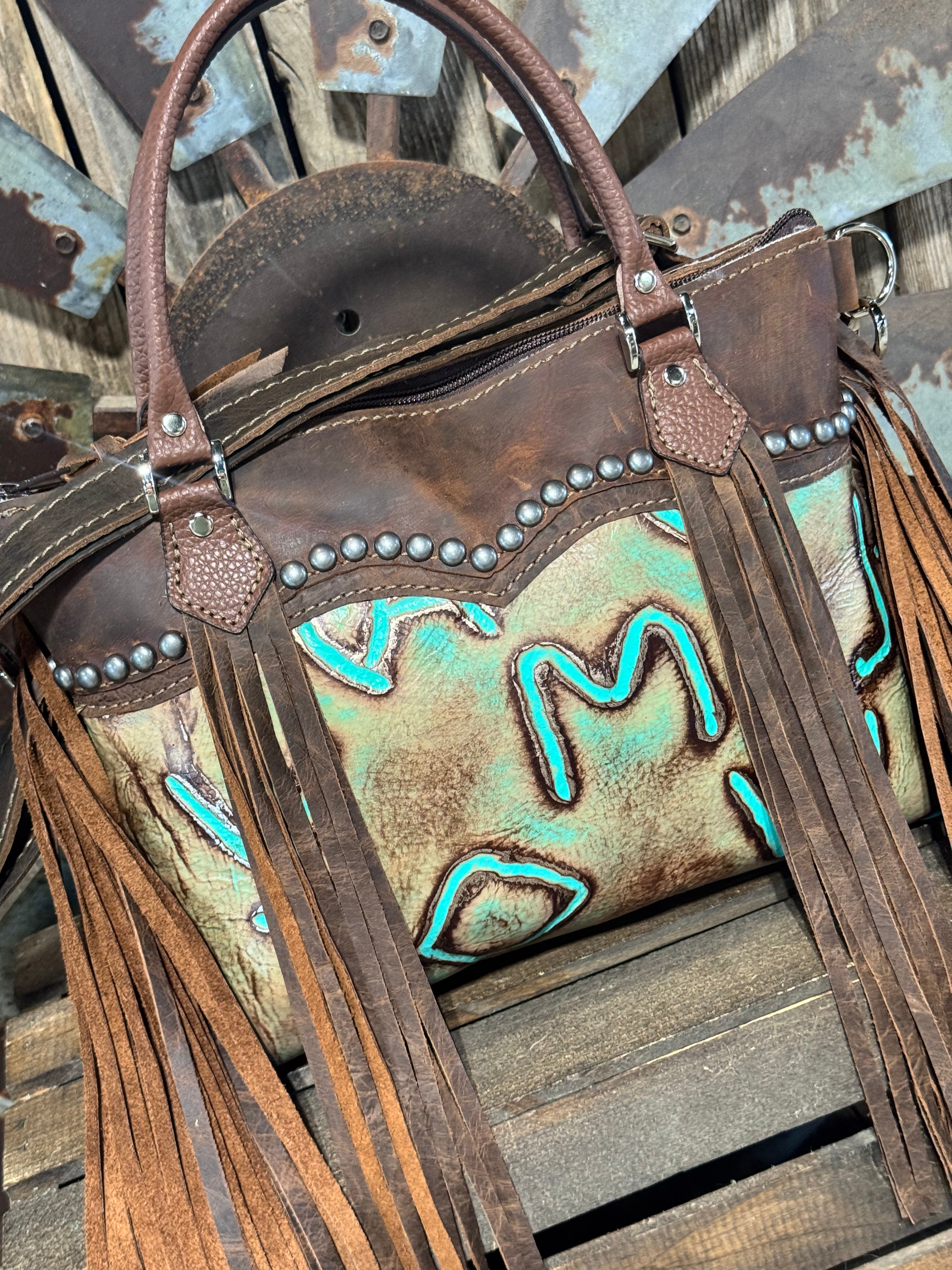 Medium Dutton Dally #8754