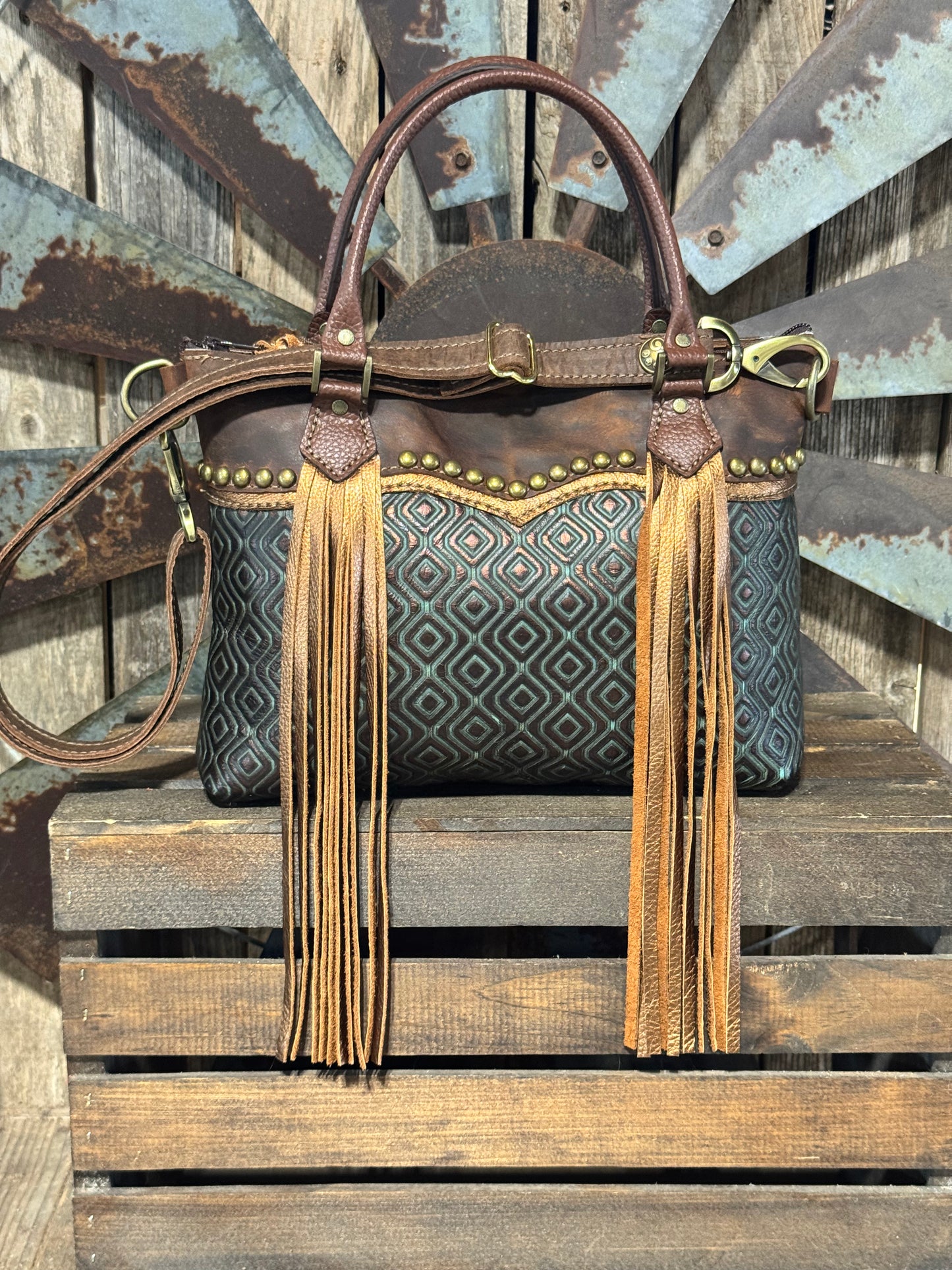 Medium Dutton Dally #8751