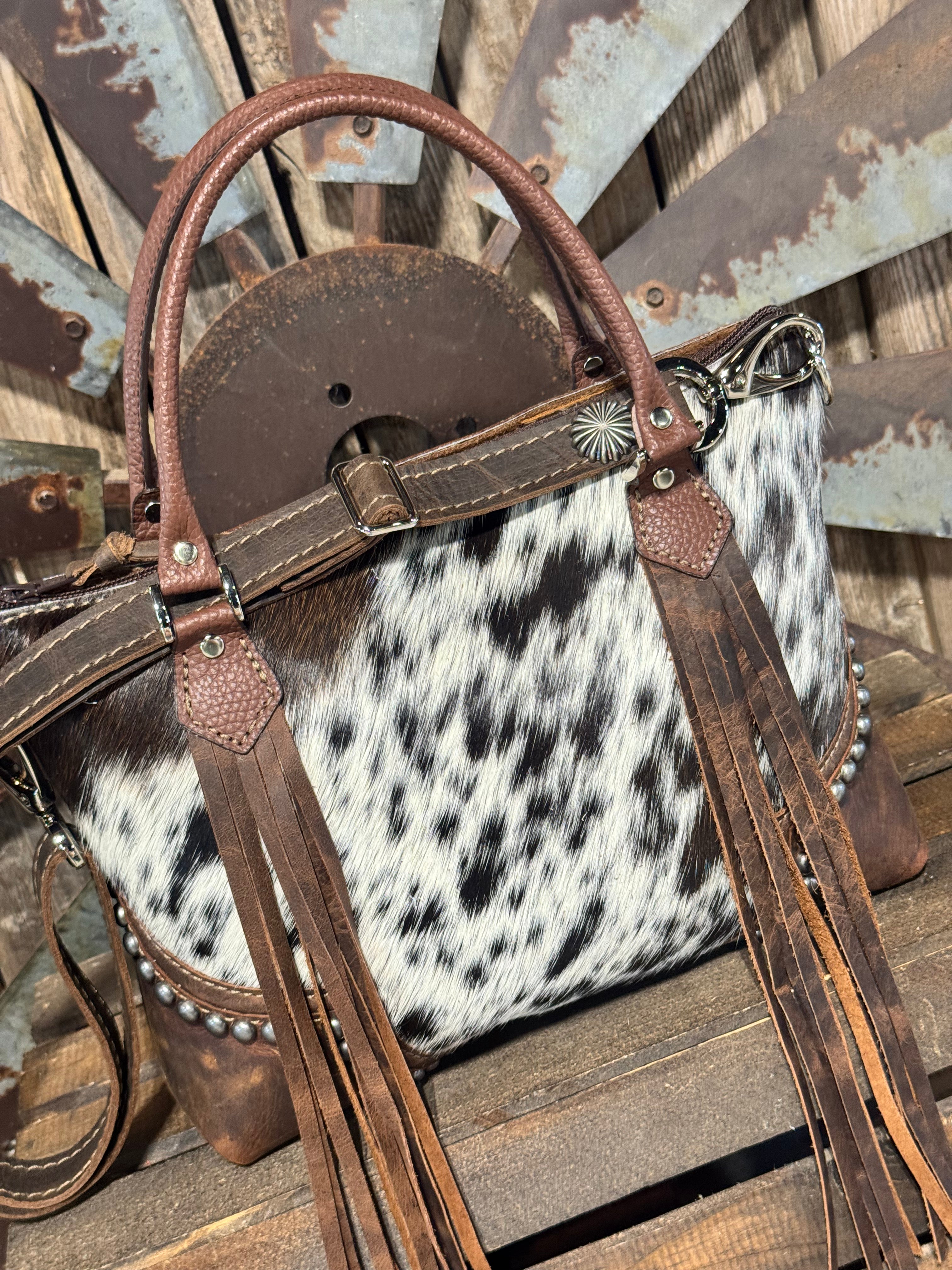 Medium Dutton Dally #8740