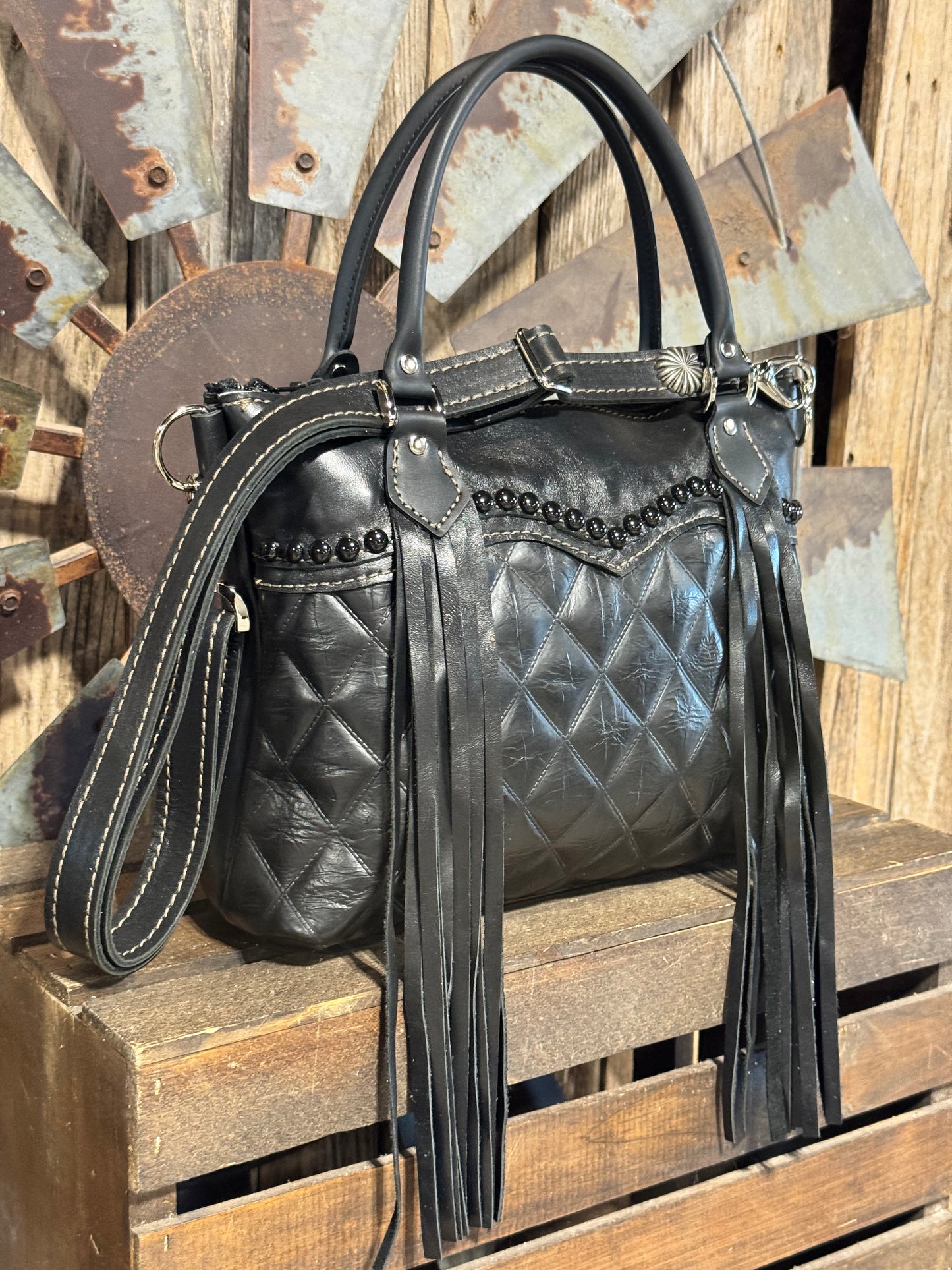 Medium Dutton Dally #8773