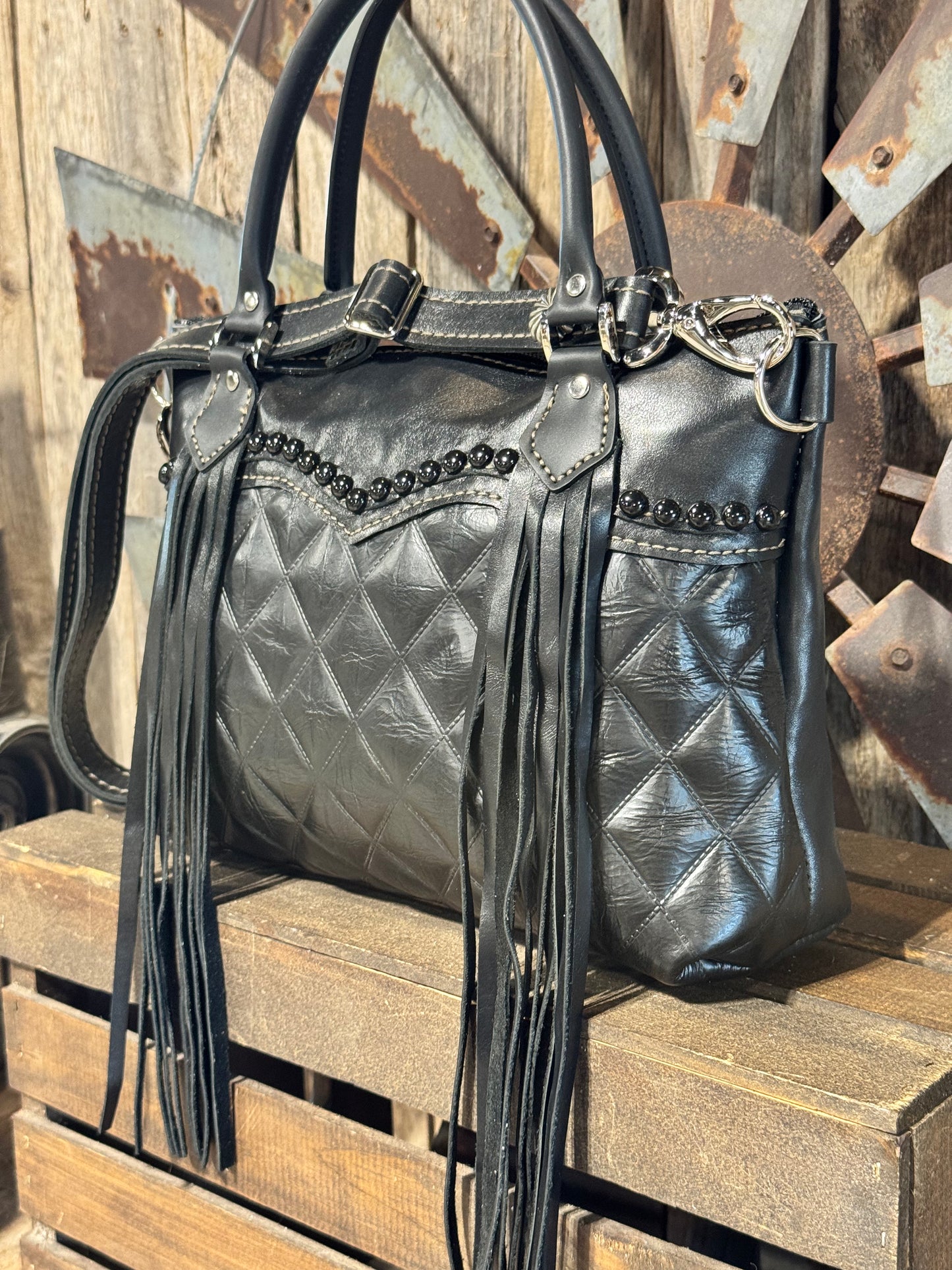 Medium Dutton Dally #8773