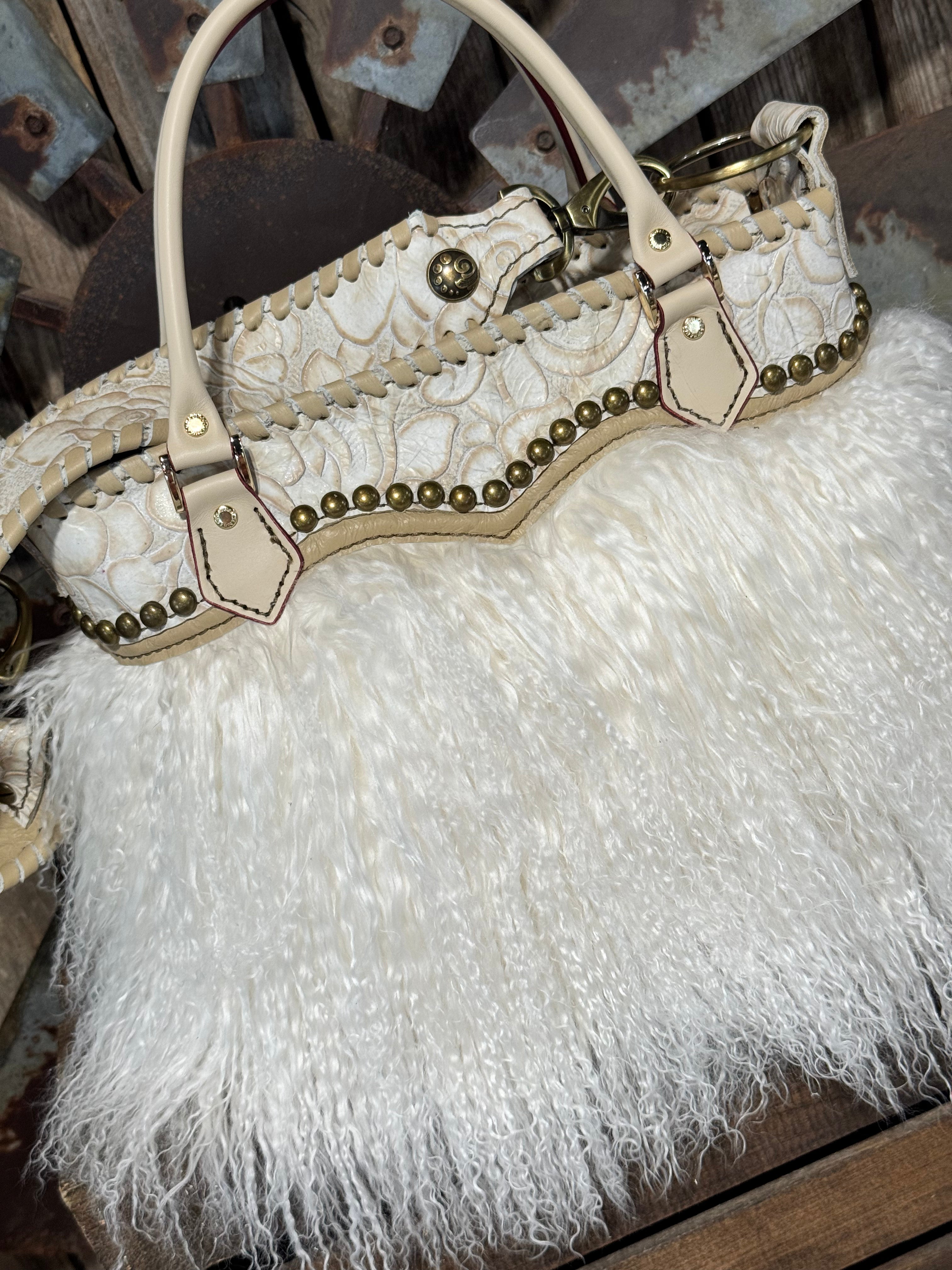 Tiny Short Dally #8830