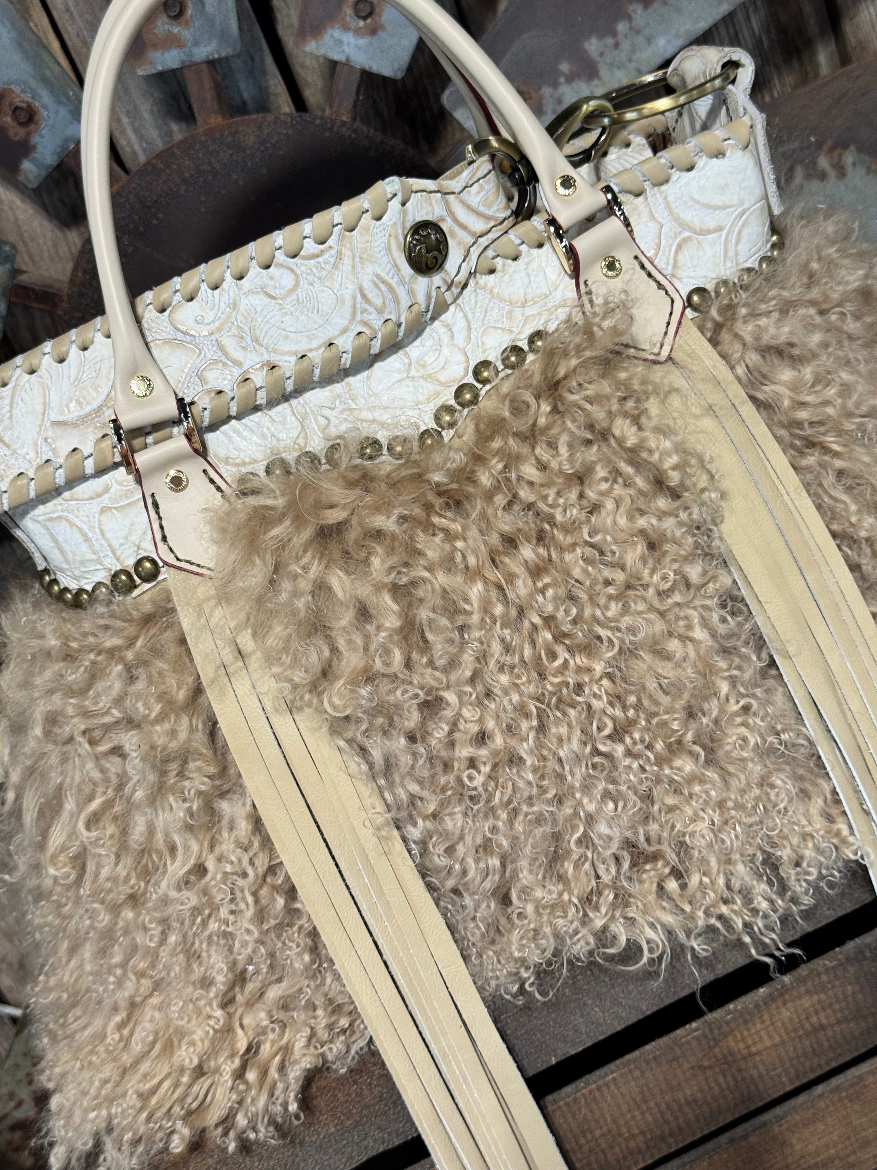 Tiny Short Dally #8833