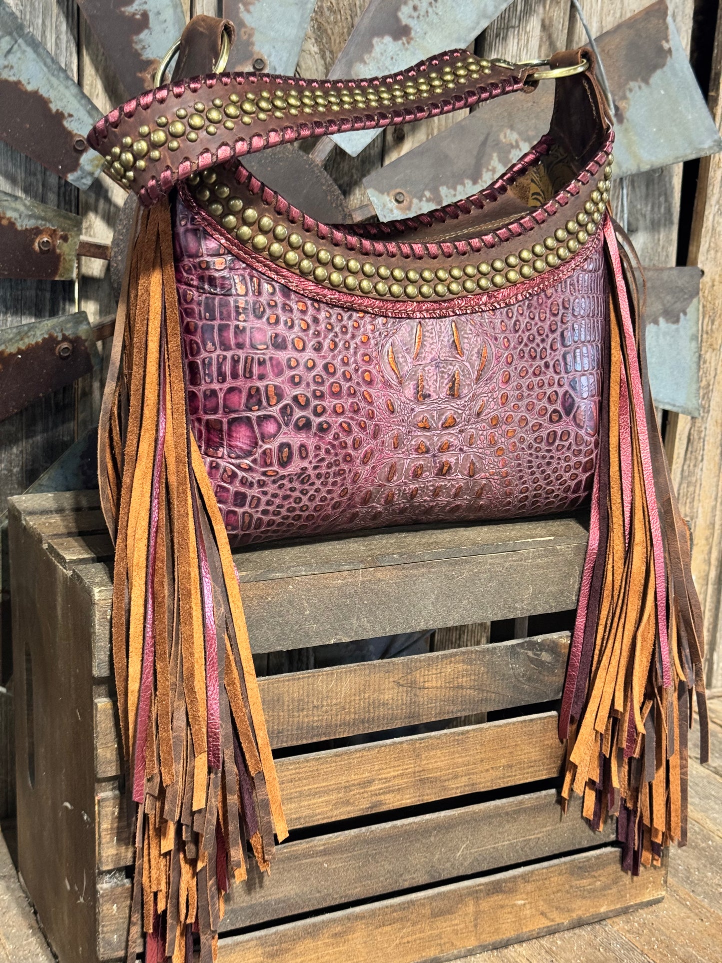 Medium Rebel #8847