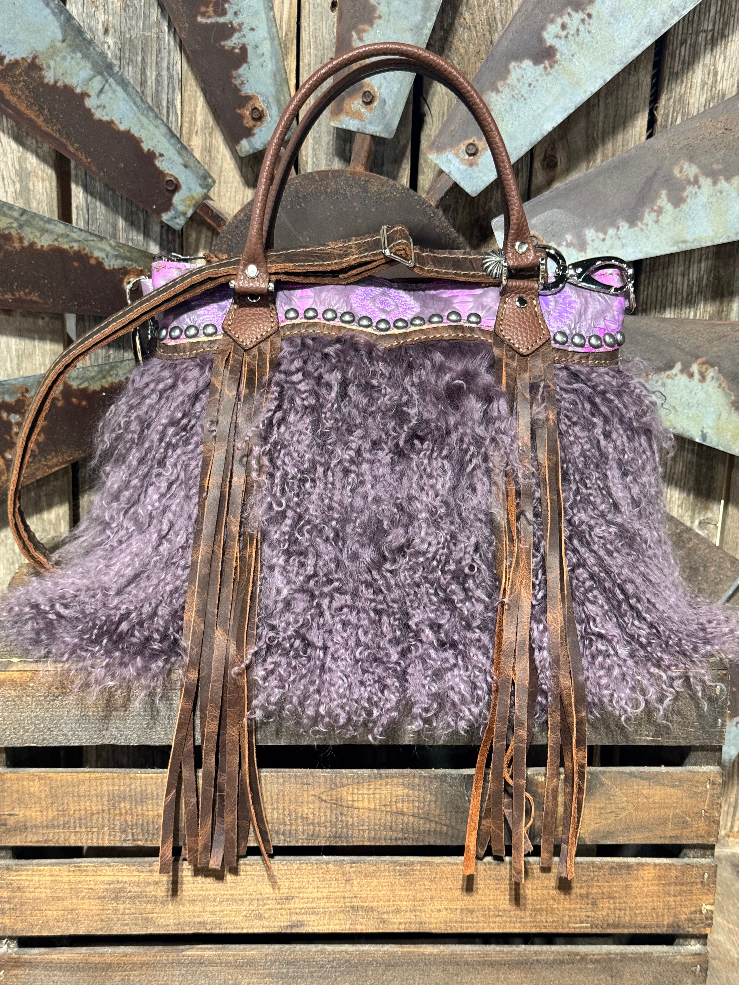 Medium Dutton Dally #8886