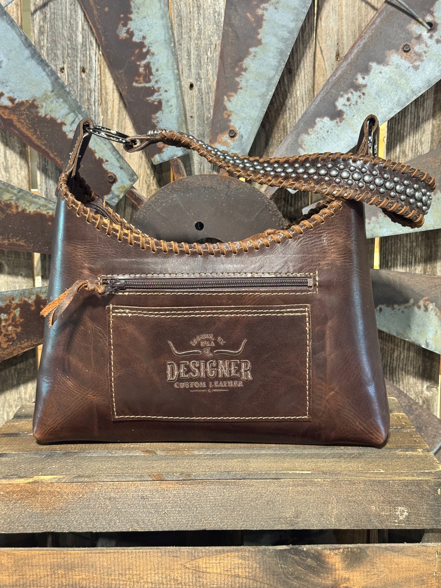 Medium Rebel #9004