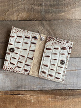 Load image into Gallery viewer, Card Holder 78
