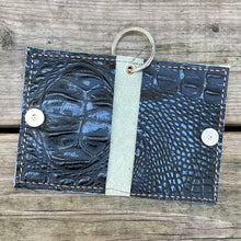 Load image into Gallery viewer, Card Holder 218
