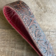 Load image into Gallery viewer, Stirrup Wristlet 5
