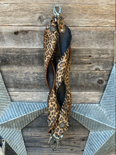 Load image into Gallery viewer, Leopard and Black Shoulder Strap
